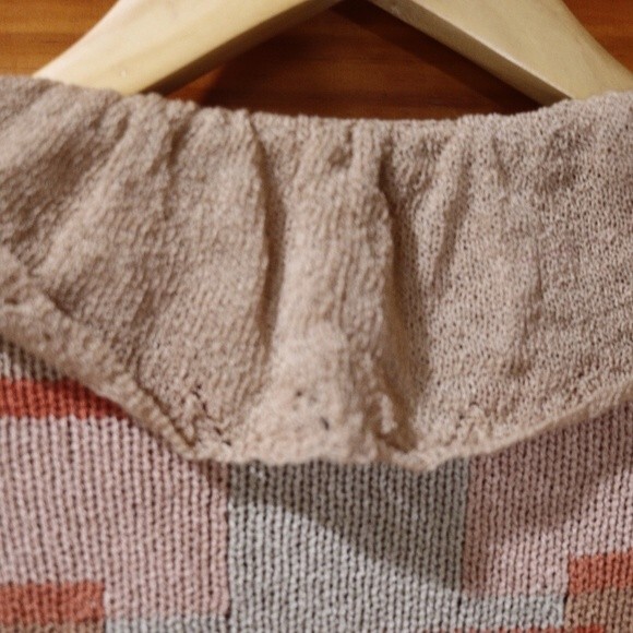 Wildroot Retro Ruffle Vintage Cardigan Sweater LG Shades of Brown Geometric - Picture 10 of 13